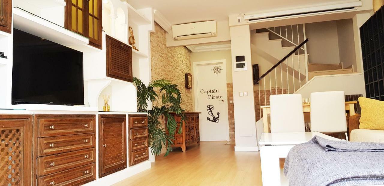 Ferienwohnung Apartamento Duplex Frente Al Mar Paseo Maritimo Torremolinos Exterior foto