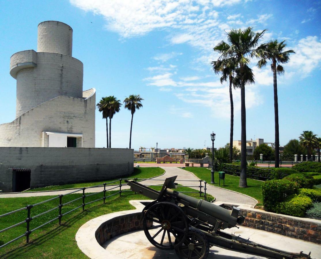 Ferienwohnung Apartamento Duplex Frente Al Mar Paseo Maritimo Torremolinos Exterior foto