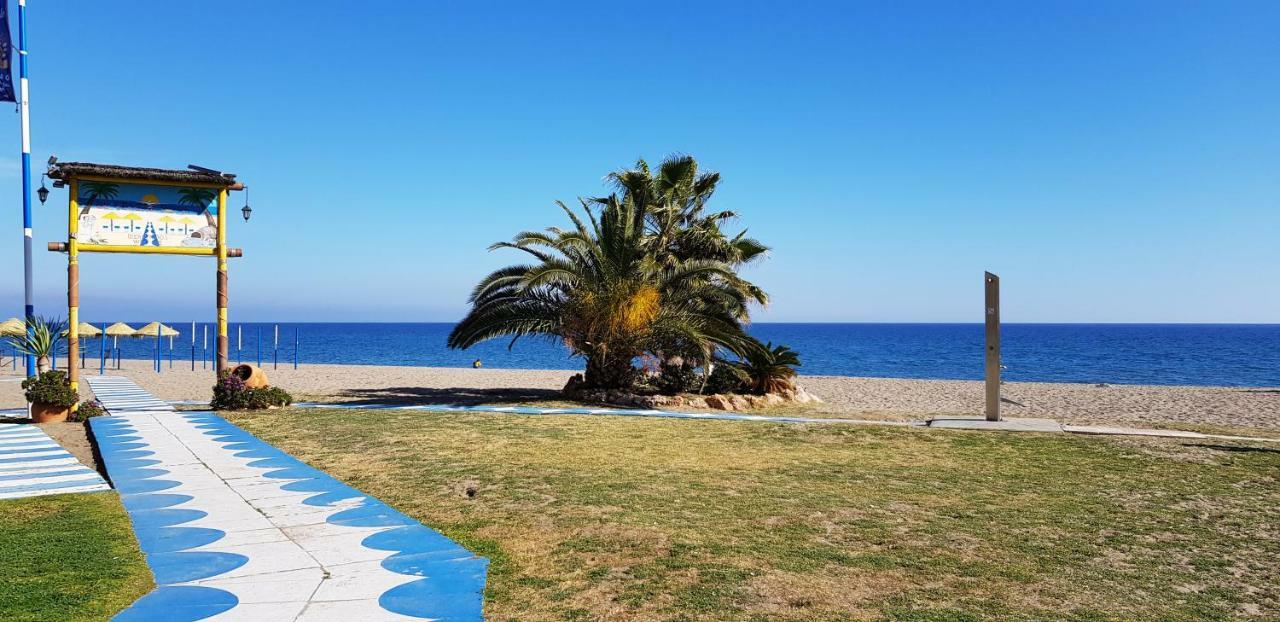 Ferienwohnung Apartamento Duplex Frente Al Mar Paseo Maritimo Torremolinos Exterior foto