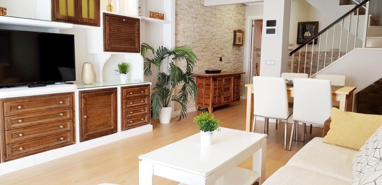 Ferienwohnung Apartamento Duplex Frente Al Mar Paseo Maritimo Torremolinos Exterior foto